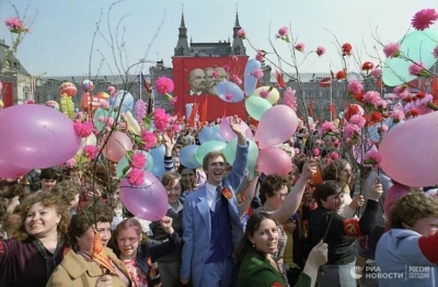 Шествие на 1 мая в Архангельске: Праздник труда в контексте перемен